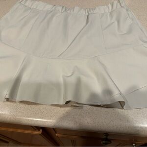 Vineyard Vines Cream Mini Skirt